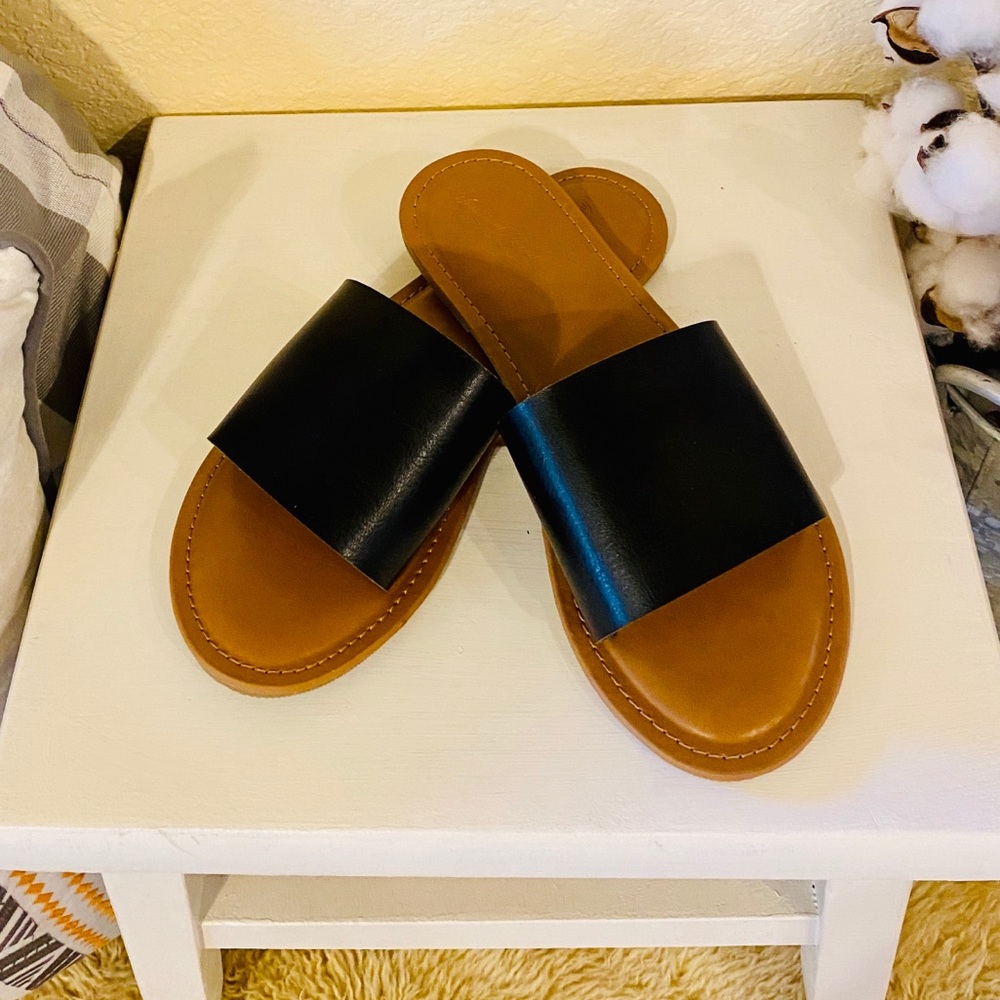 NWOT Black (vegan) Leather Slides